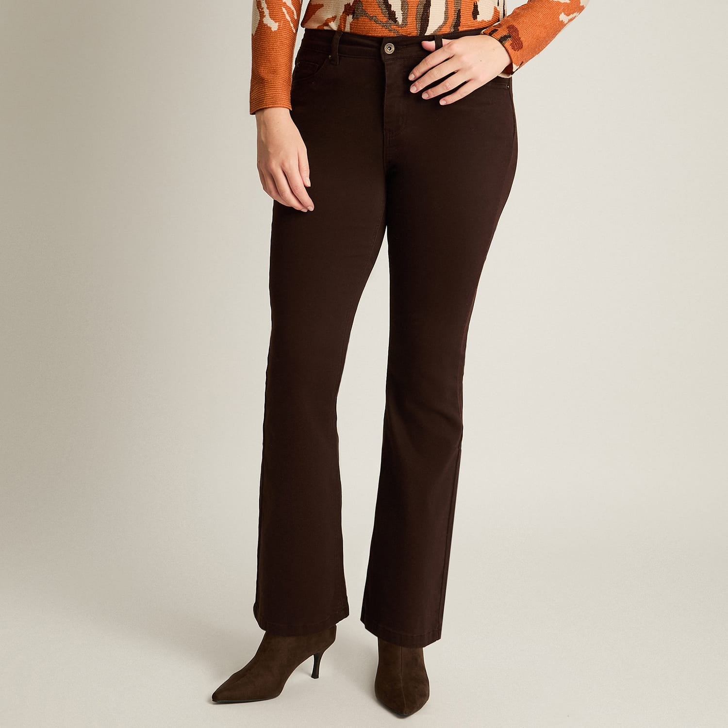Jeans Cafe Elasticidad Media Sin Forro Calce Normal Tela Denim